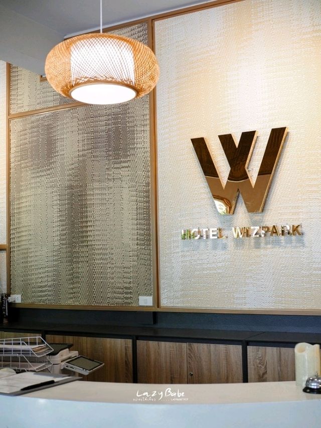 Hotel Wizpark Ratchada สงบ ร่มรื่น มีแมวให้จกด้วย