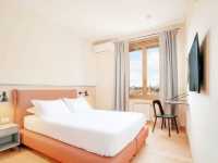 Stay at Hotel Colosseum Rome