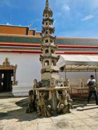 at Phra Chetuphon Wimon Mangkhalaram Rajwaramahawihan