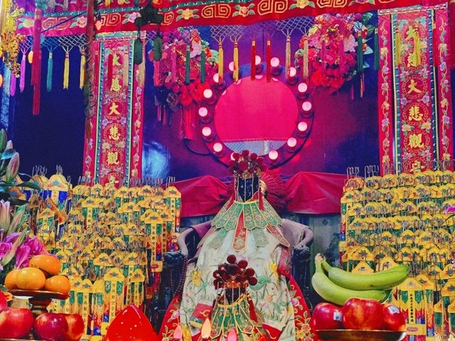 เที่ยวสายมู เจ้าแม่กวนอิมยืมเงิน 