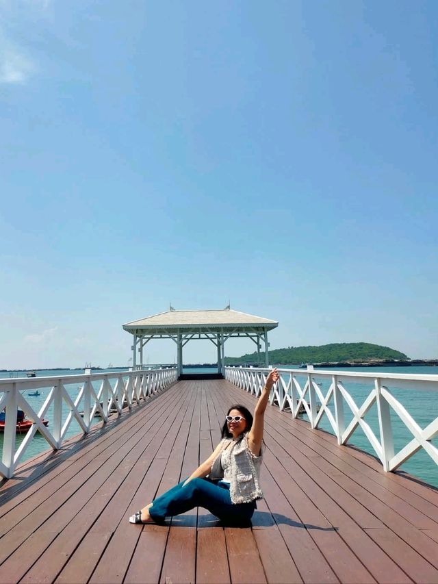 เกาะสีชัง