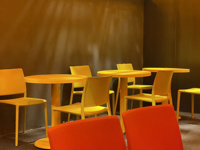 여기가 뉴욕이야, 한국이야? “할랄가이즈 홍대점”