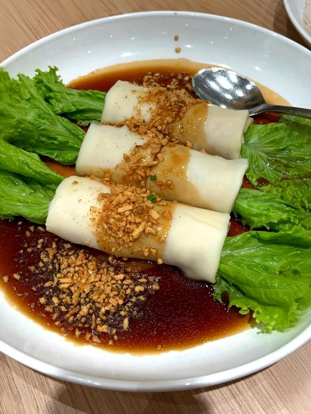 Manam, a modern take on classic Filipino comfort food experience. 