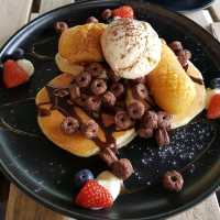 best for breakfast in JB