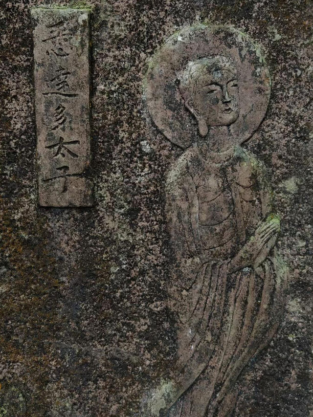 Discover Thousands Pagodas at Caoyutian