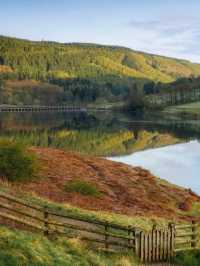 🇬🇧 30 Minutes from Sheffield – A Hidden Hiking & Cycling Gem at Ladybower Reservoir!