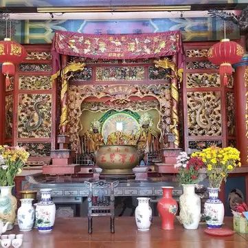 Pagoda Ling San Tuaran: Stairway to Heaven & the Best Noodles You’ll Ever Cry Over🏯🍜