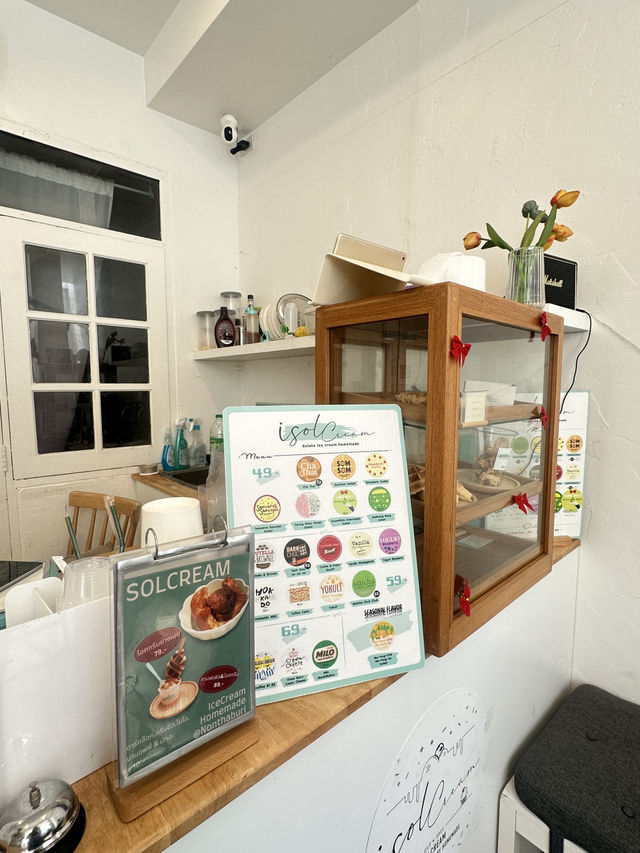 🍨 𝙞𝙎𝙊𝙇𝘾𝙍𝙀𝘼𝙈 คาเฟ่ไอติมโฮมเมด นนทบุรี