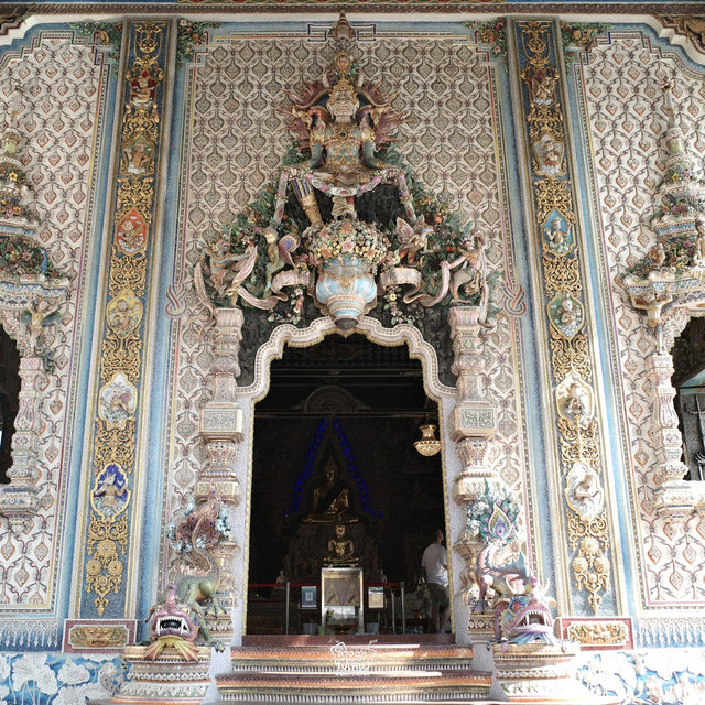 "วัดสวยสุด UNSEEN ย่านพระราม 3"