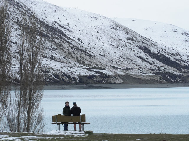 紐西蘭南島｜一夜大雪後的 Tekapo，比想像中還浪漫