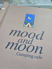 Mood and Moon Camping Café