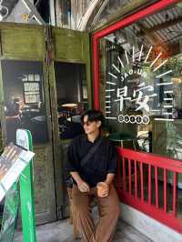พิกัดคาเฟ่ร้านดังย่านวัดมังกร!!