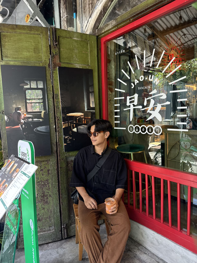 พิกัดคาเฟ่ร้านดังย่านวัดมังกร!!