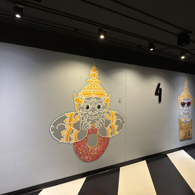 lyf Sukhumvit 8: Where Cool Vibes Meet Urban Living in Bangkok