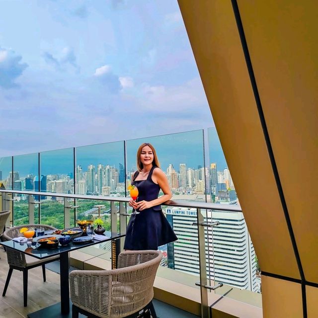 คาเฟ่ ร้านอาหาร บน rooftop ใจกลางกรุง