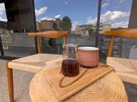 高山 | haiz coffee 宮川朝市對面的文青工業風河景咖啡