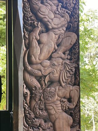 A budget trip to Baan Dam Museum in Chiang Rai👬👍💐😎