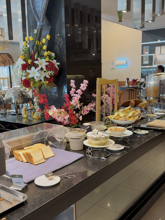 A Balanced Breakfast Buffet Experience at Hotel Granada Bukit Indah