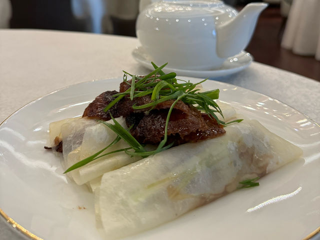 🦆✨ Unexpected Elegance: A Perfect Dinner at Wan Chun Ting 🥢