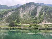  🌈 Jiuzhaigou Must-Visit Tips – Nature, Waterfalls & What to Skip