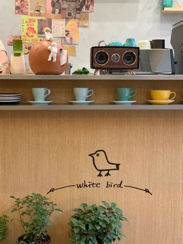 White Bird Café & Diner (白鸟珈琲), Shanghai