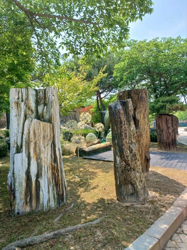 가족 모두가 즐기는 야외 체험형 테마파크