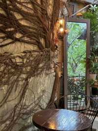 復古老宅咖啡廳 💕 韓國OPPA經營的 ! 2J Cafe 大安站 