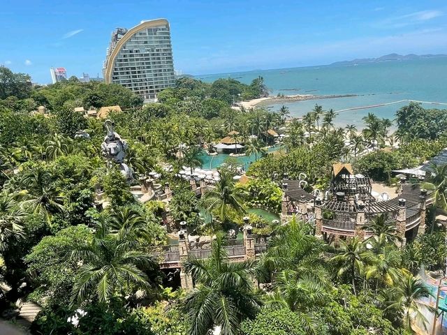 Centara Grand Mirage Beach Resort Pattaya 