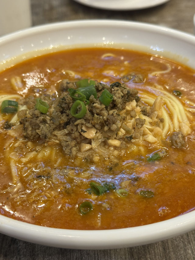 《大角咀好抵食片皮鴨》
