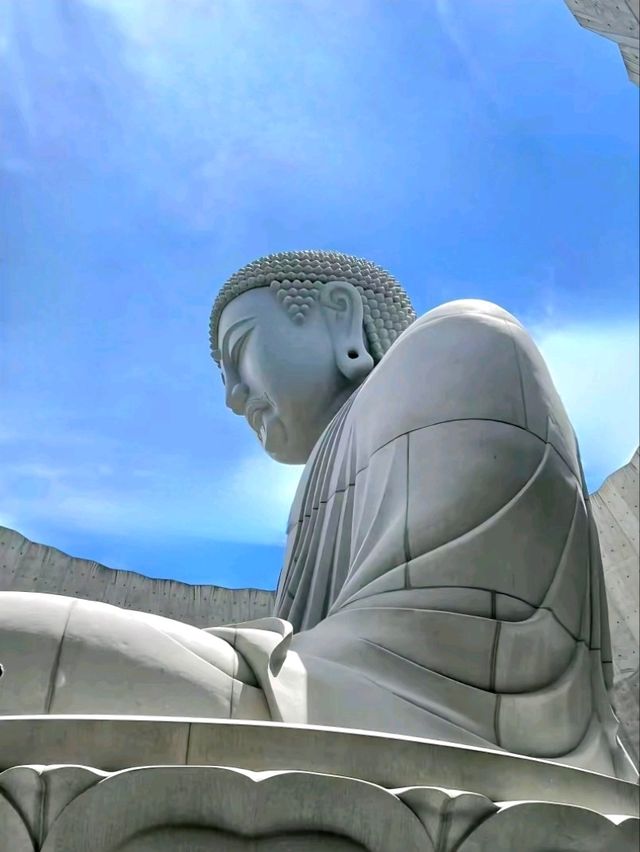 Peace and Wonder at the Hill of the Buddha