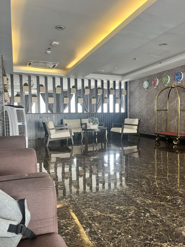 A Practical Stay at Hotel Palette – Quietly Tucked Away in the City