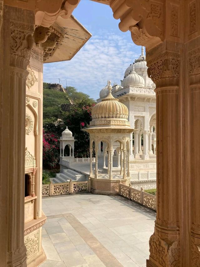 Gatore Ki Chhatriyan Is Quietly Stunning