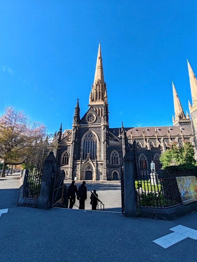 墨尔本圣巴特利爵主教座堂（St Patrick's Cathedral）