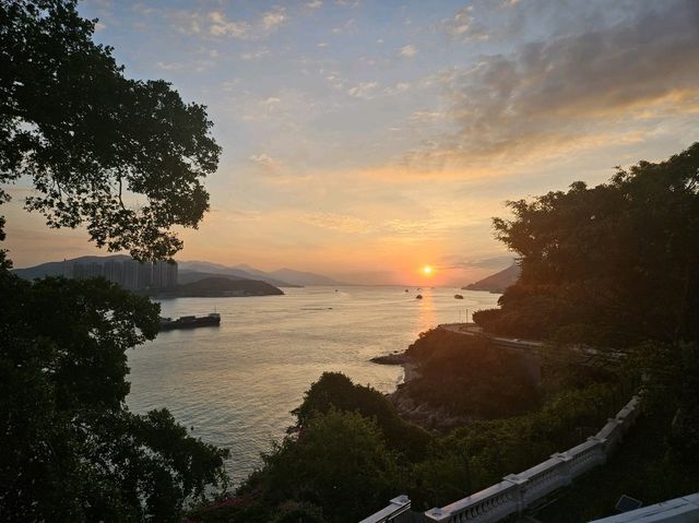 欣賞青馬大橋夕陽無限好
