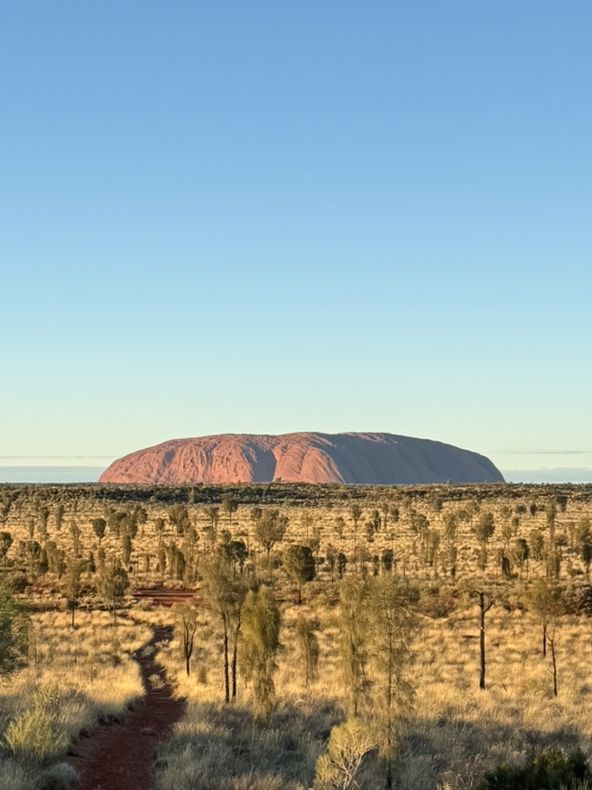 オーストラリアのど真ん中、世界遺産「ウルル（エアーズロック）」