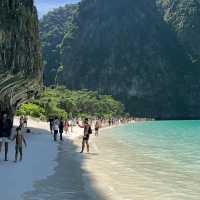 Crazy Beautiful but Kinda Crowded Paradise