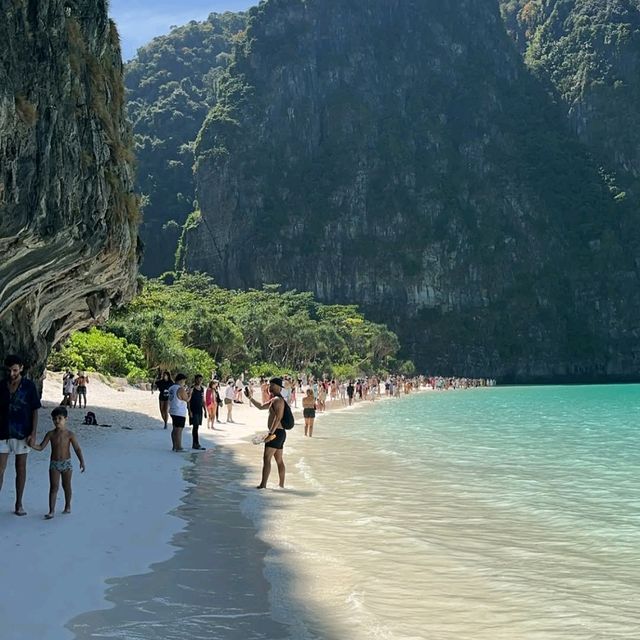 Crazy Beautiful but Kinda Crowded Paradise