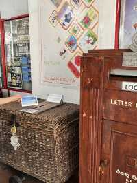 🫖🌸 Half-Day in Nuwara Eliya: Tea Hills & the Pink Post Office