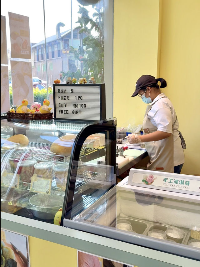 Freshly Handcrafted Mochi Delights at Nuo Yuan, Johor Bahru