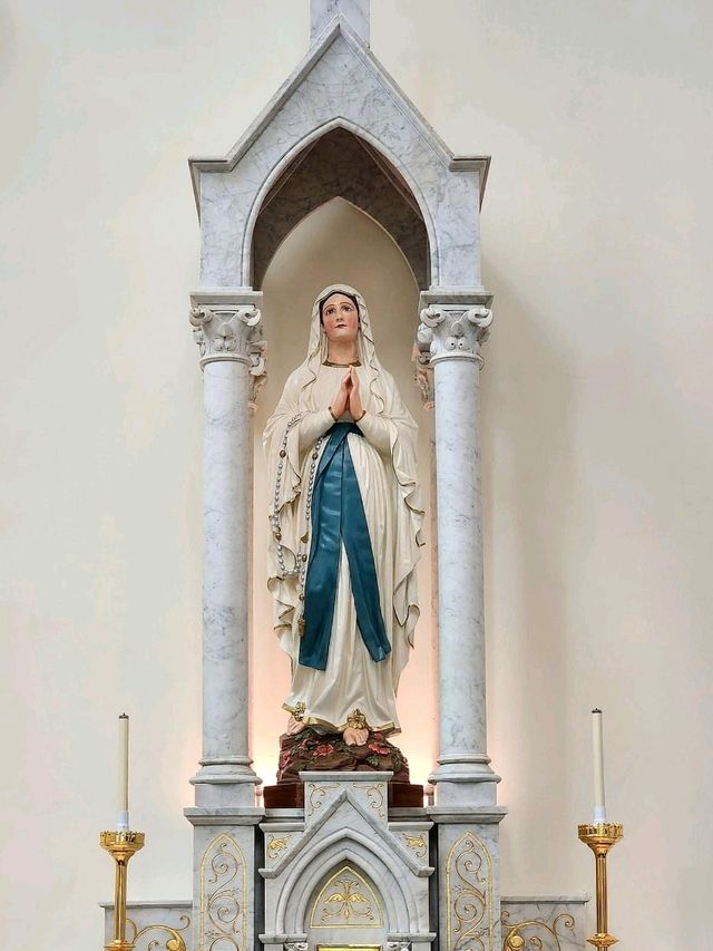 A Walk Through Faith and Heritage on Victoria Street