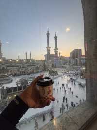 Solo Travellers to Makkah performing Umrah 