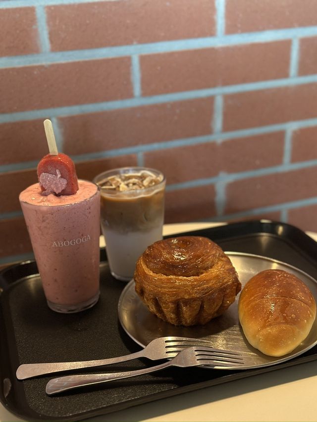 서울 근교 대형카페｜피라미드를 닮은 김포 아보고가 카페 ☕️