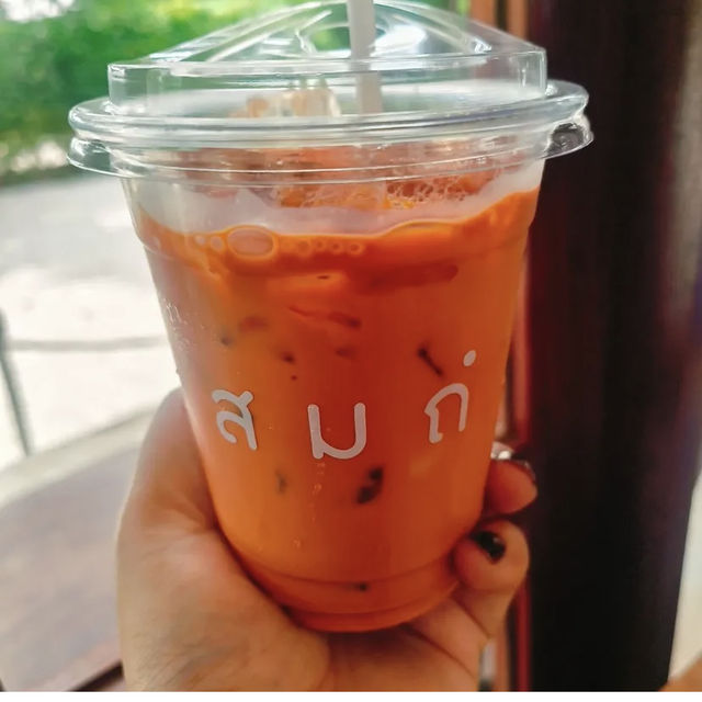 สมถะ คาเฟ่ คาเฟ่สไตล์มินิมอลญี่ปุ่น