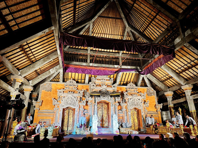 A Night of Legends – Legong Dance at Ubud Palace