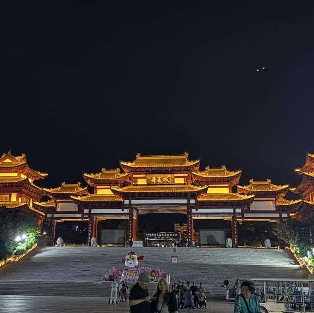 🎭 중국 웨이하이 화샤청 공연 후기! 360도 회전무대 + 실경 퍼포먼스 = 몰입 끝판왕 🎭 중국 웨이하이 화샤청 공연 후기! 360도 회전무대 + 실경 퍼포먼스 = 몰입 끝판왕