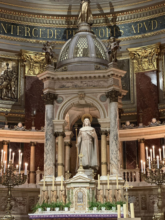 A King’s Sanctuary: St. Stephen’s Hand And Hungary Soul