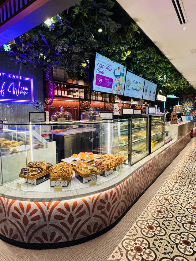 Pastries, Coffee & Pre-Flight Vibes at KLIA 1