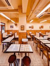 Slow Walker Cafe