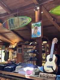 울루와뚜에서 서핑 후 쉬고 싶어서 들른 Drifter Cafe🏄‍♀️