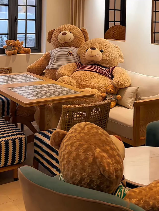 Teddy Tearoom คาเฟ่น่ารักละลายใจ